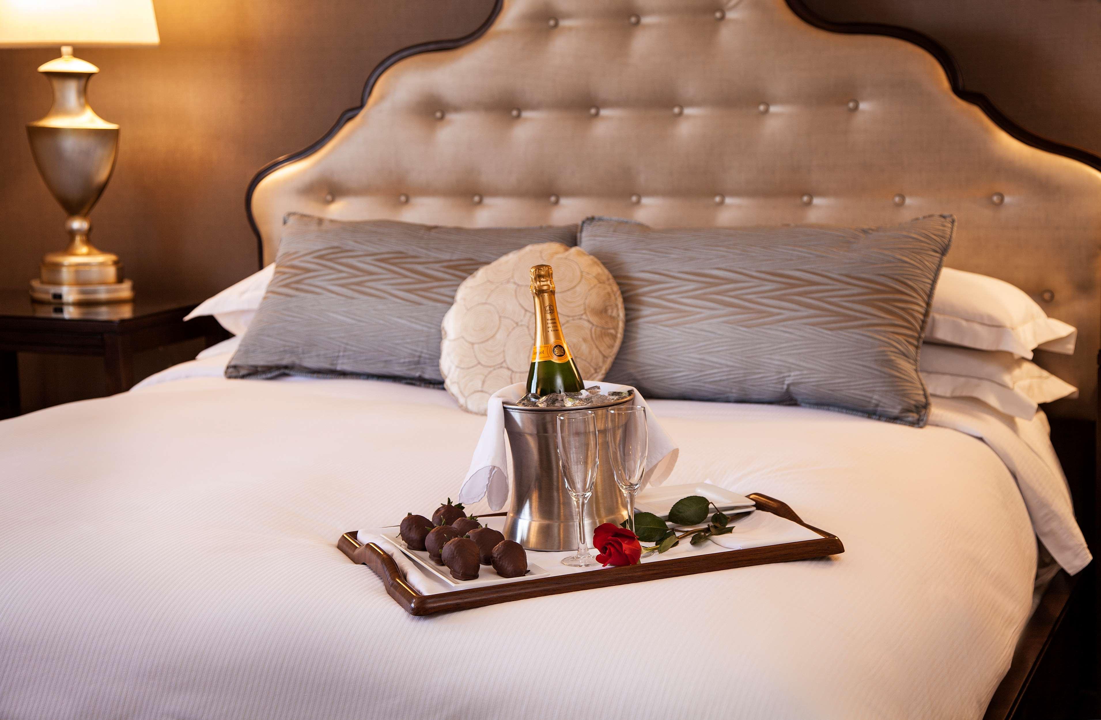 Hilton Garden Inn New Orleans French Quarter/Cbd מראה חיצוני תמונה